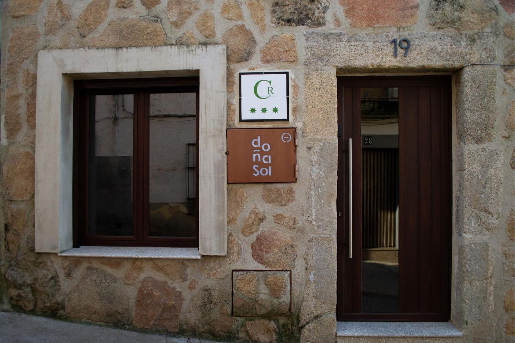 Holiday home Dona Sol Montanchez